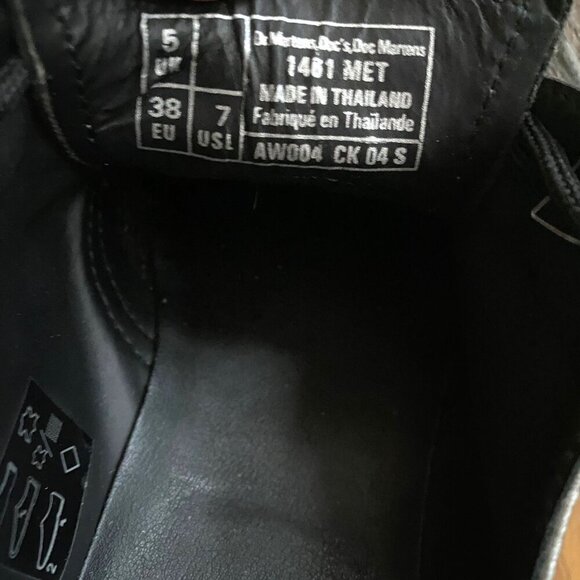 Doc Martens Dr. Martens 1461 Oxfords leather lace up silver shoes 7  extra laces - Picture 7 of 10